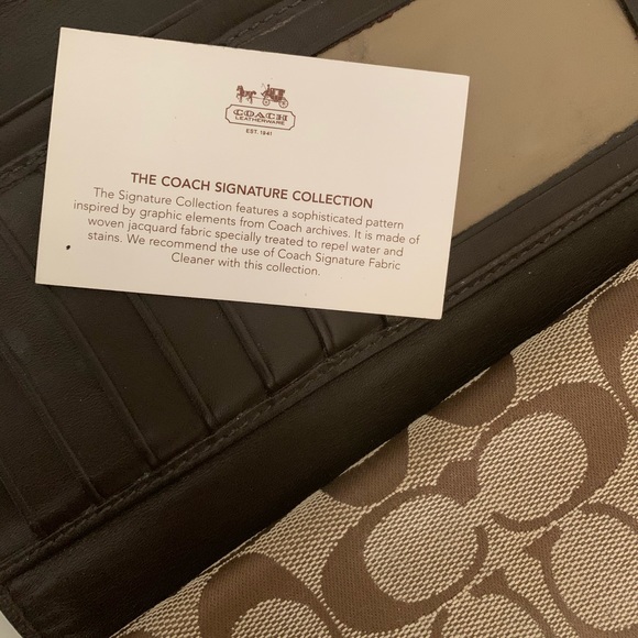 Coach Signature Collection Wallet - Picture 10 of 10